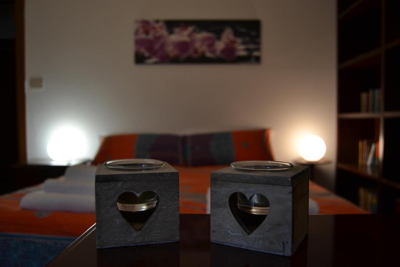 Da Fabio E Francesca - Holiday Apartment Верона Экстерьер фото