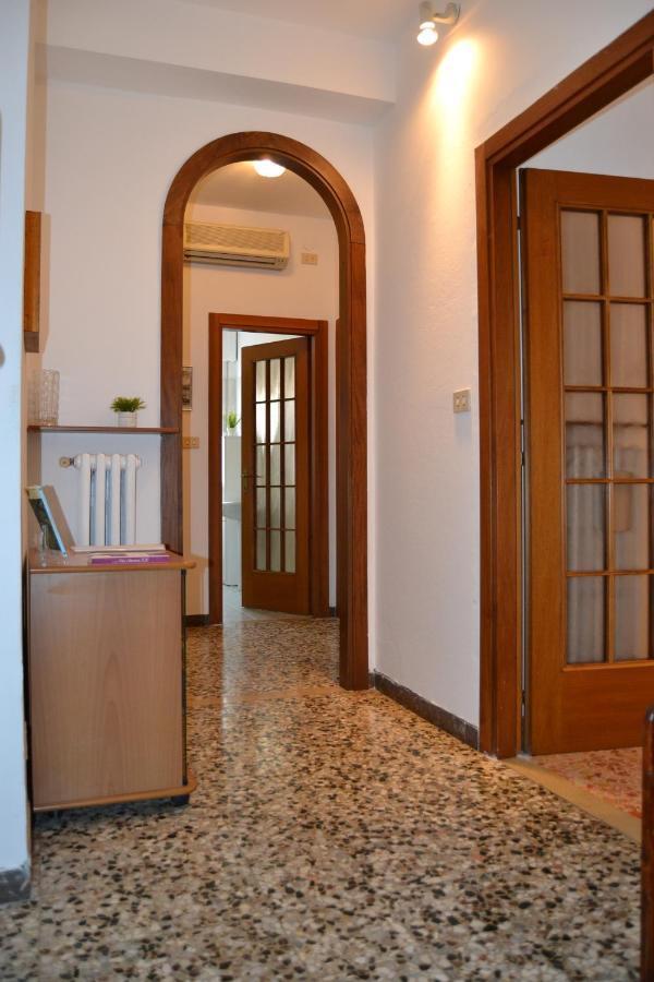 Da Fabio E Francesca - Holiday Apartment Верона Экстерьер фото